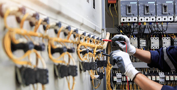 Professional Electrician technician working in Oceanside, NY